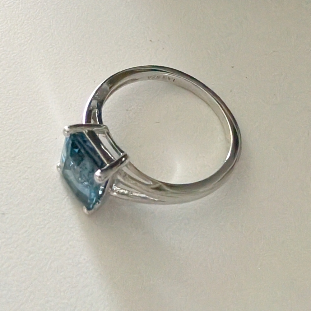 Macy's London Blue Topaz & 925 Silver Ring - Picture 8 of 9